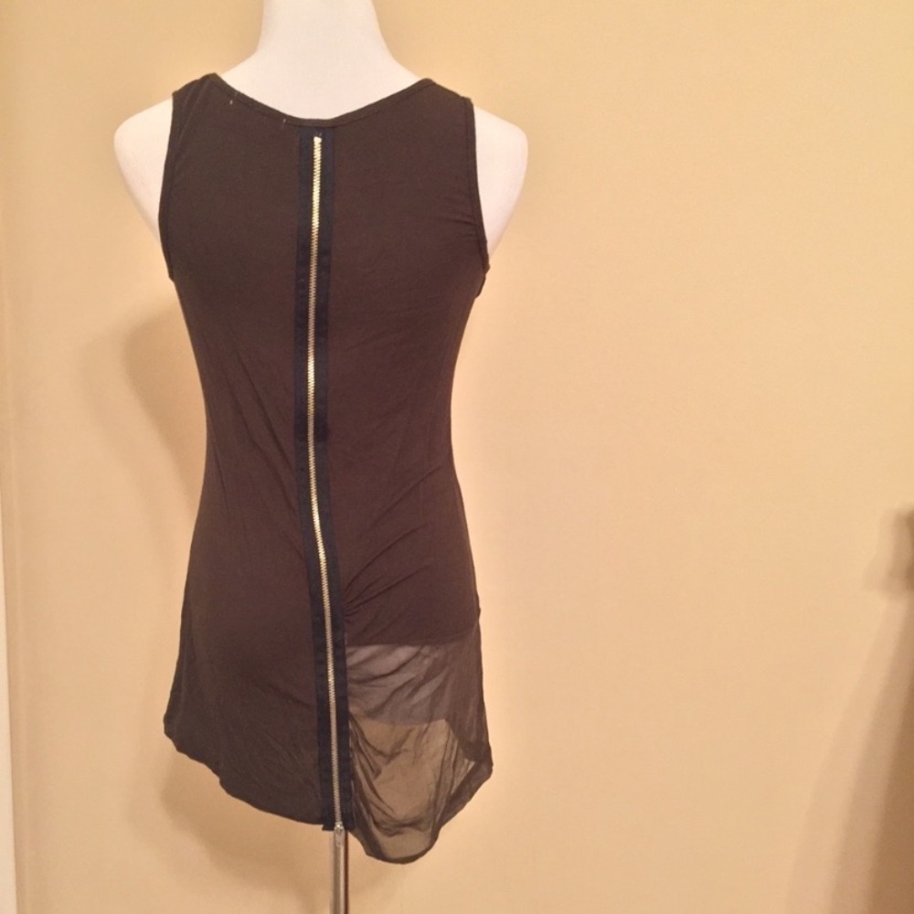Riller & Fount top